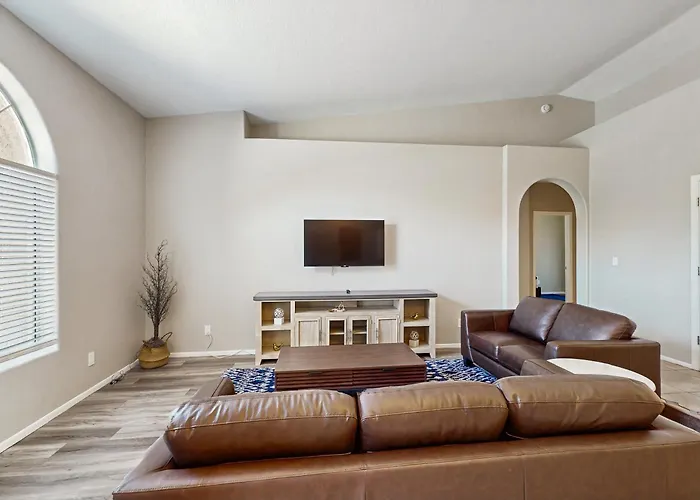 Ferienhaus The Sunlit Sanctuary Phoenix